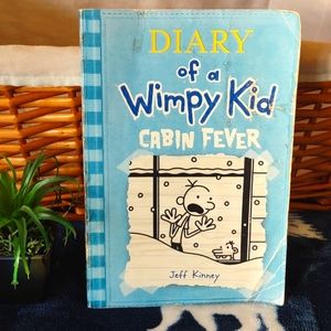 Diary of a Wimpy Kid - Cabin Fever #6 paperback